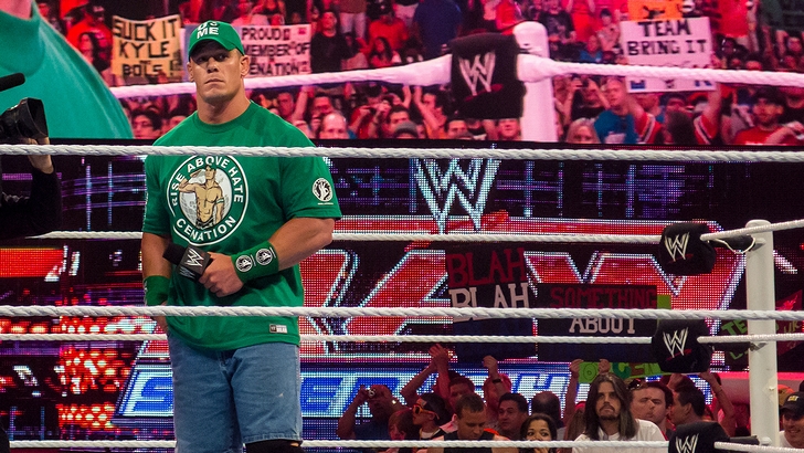 プロレスラーのジョン・シナ(2012年・米国マイアミ・WWE「ロウ」)の画像