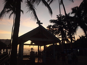 「インドで一番のビーチ」として名が挙がったインド・ゴアの海水浴場「バガ」の日没(2009年)の画像