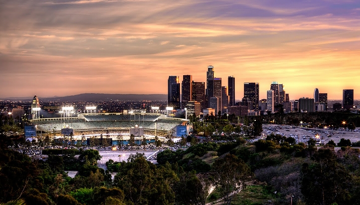 米国カリフォルニア州ロサンゼルスの野球場「ドジャー・スタジアム」(2014年)の画像