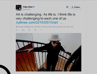 「ツイッターでフォローしてくれる芸能人」の一例として挙がったオノ・ヨーコの公式ツイッターアカウントにおける2015年5月6日のツイートの画像