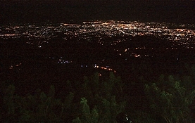 フィリピン・セブ市の夜(2010年)