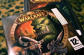 「ワールド・オブ・ウォークラフト」のパッケージ(2005年)