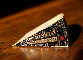 「スイスの代表的な事物」の一例として挙がったスイス産のチーズ「アッペンツェラー」(2012年)の画像