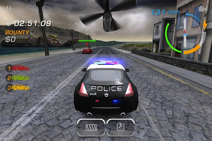 「iPhone」上に動作する「iPhoneで一番のレースゲーム」として名が挙がったレースゲーム「ニード・フォー・スピード：ホット・パースート」のスクリーンショットの画像