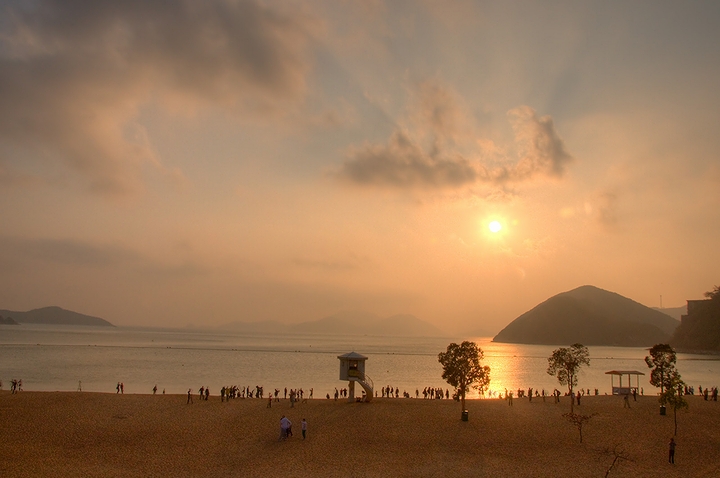香港「レパルス・ベイ」のビーチの夕景(2009年)の画像