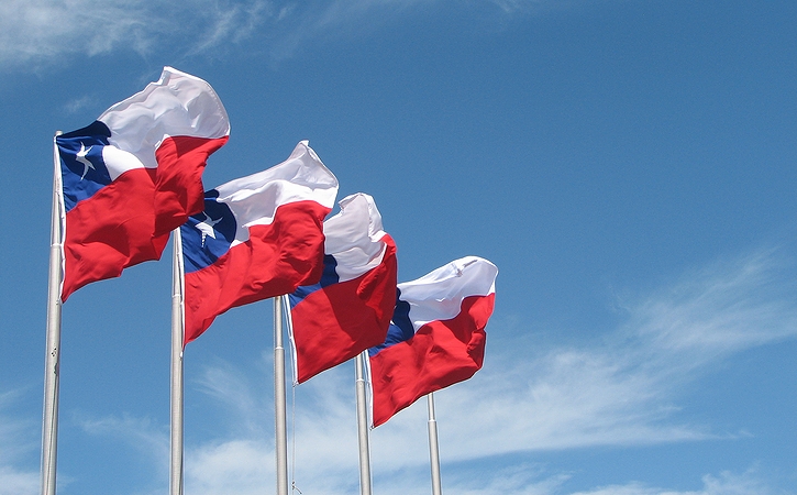 チリの国旗(2006年・プエルトモント)の画像