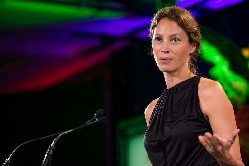 ファイル:Christy Turlington 8051106660.jpg