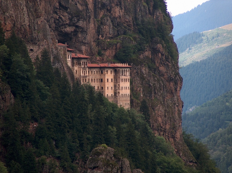 ファイル:スメラ僧院 Sümele Manastırı 203312926.jpg