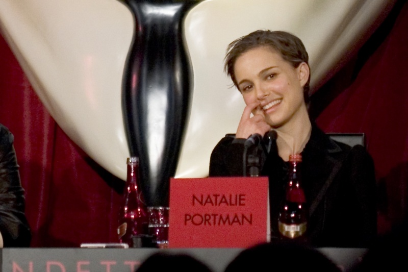 ファイル:Natalie Portman 109670965.jpg