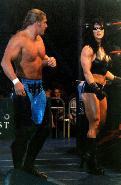 ファイル:Triple H and Chyna.jpg