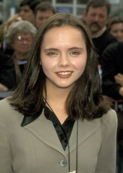ファイル:Christina Ricci 616 g.jpg