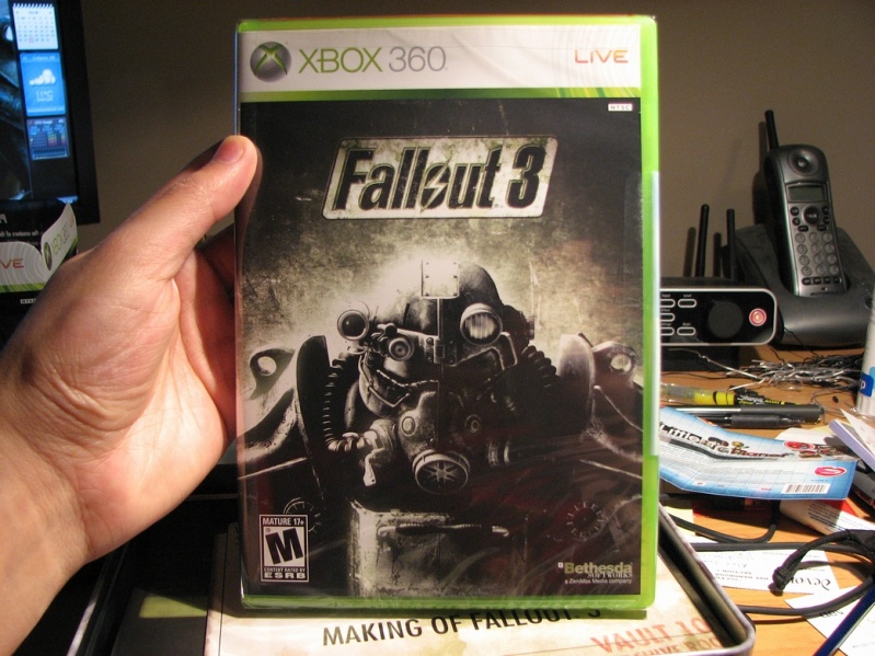 ファイル:Fallout 3 Collector's Edition xbox 360 2981972965.jpg